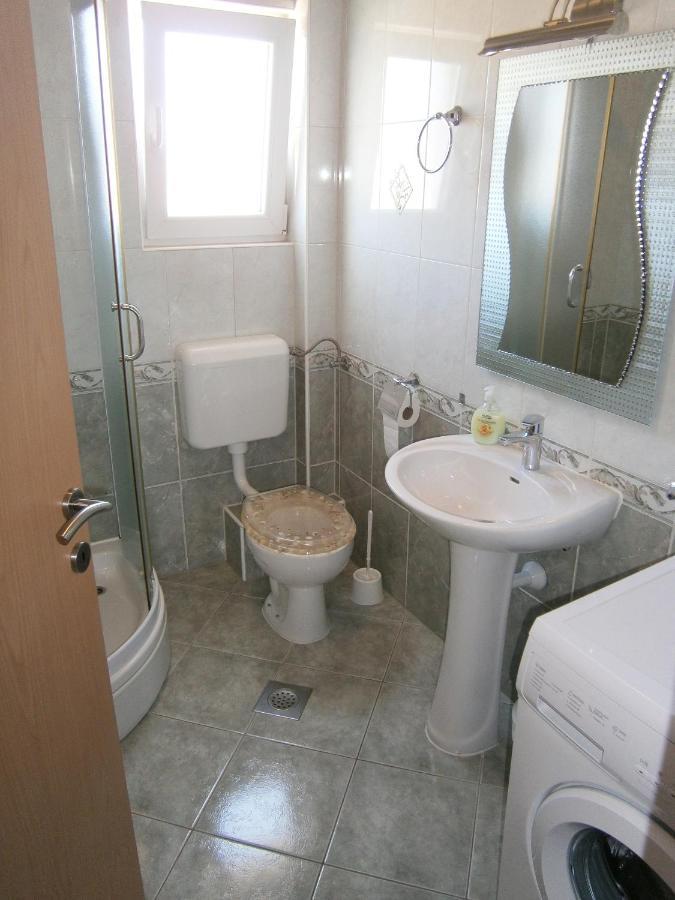 Apartments With A Parking Space Vodice - 13973 Exterior foto